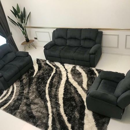 קוטה בארו Nrl'S Cozy Guesthouse מראה חיצוני תמונה